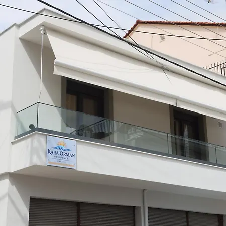 Apartment Kara Orman *